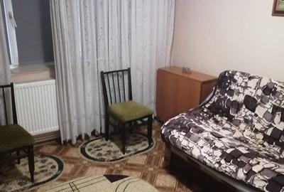 Apartament cu 3 camere, transformat din 2 camere, Poarta 6 - 6