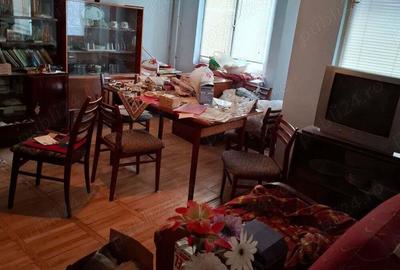 Vand apt.3 cam.conf.1 excelenta Centru - 1