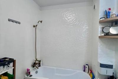 Apartament cu 3 camere semidecomandat în Florești - 5