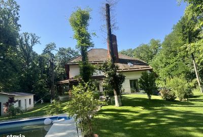 Casă cu 4 camere în Central