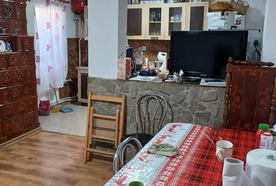Casă cu 5 camere în Central - 9