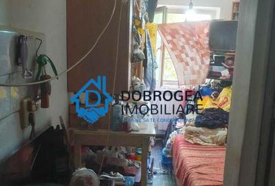 Garsonieră decomandată în Central - 1