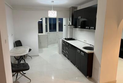 Apartament cu 3 camere decomandat în Central - 12