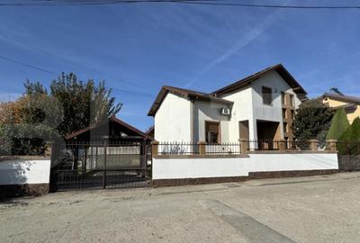 Vila S + P + M de 286 mpu ?i curte 875 mp, sauna, piscin? - 1