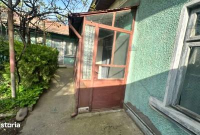 Casă cu 4 camere în Uiești - 2