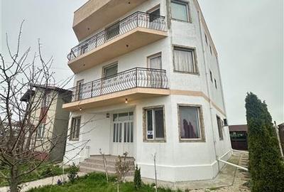 Afacere la cheie - Pensiune 11 camere si 11 bai - Costinesti