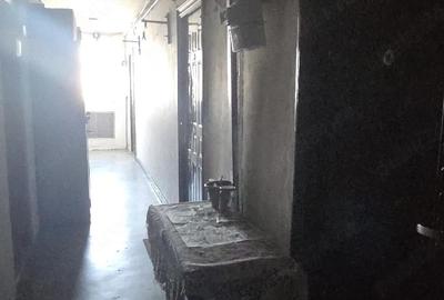 Garsonieră decomandată în Rahova - 8
