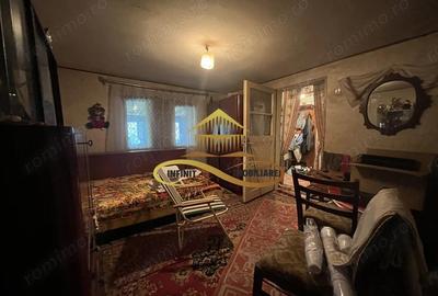 Casa batraneasca de vanzare in Bacau - 5