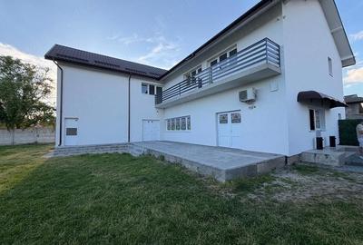 Spațiu comercial, de 220 mp, în Central - 1