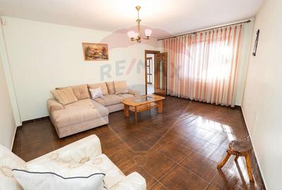 Casa 5 camere + spațiu comercial zona centrala - 6