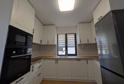 Casă cu 3 camere cu Teren 500 Mp în Central - 1