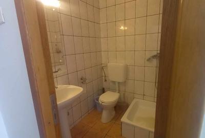 Casă individuală cu 10 camere cu Garaj în Central - 24