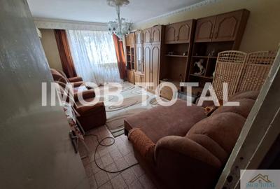 Garsonieră decomandată, mobilată în Găvana 2 - 9