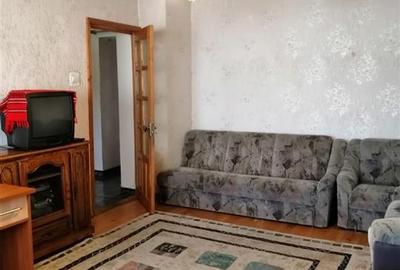 Apartament cu 4 camere decomandat, mobilat în Gară