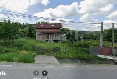 Casă cu 4 camere cu Teren 638 Mp în Tomești - 9