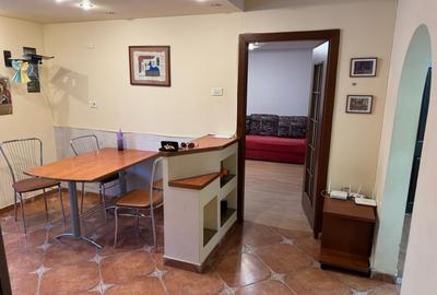 Apartament cu 3 camere în Drumul Sării - 3