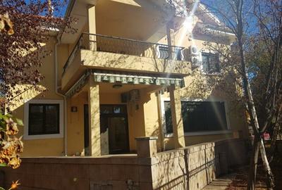 Casă cu 5 camere cu Teren 652 Mp în Sisești - 7