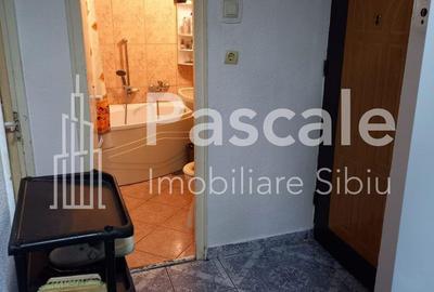 Apartament cu 3 camere în Central - 2