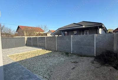 Casă cu Teren 225 Mp în Giroc