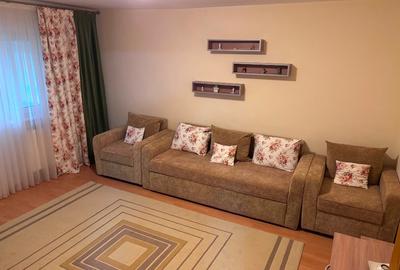Vând apartament 3 camere Nufarul Oradea