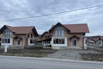Casă cu 4 camere în Central - 13