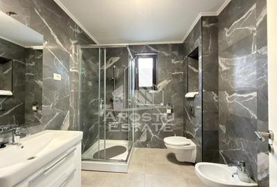 Casa individuala cu 8 camere, 750mp teren, in Mehala - 24