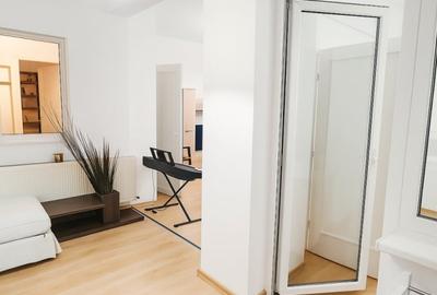 Sala Palatului - Cismigiu- Victoriei - apartament 2 camere+ birou 70mp - 8