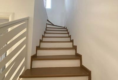 Duplex cu 3 camere cu Canalizare în Odăi - 8