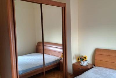 Apartament cu 2 camere decomandat, mobilat în Capitale - 7