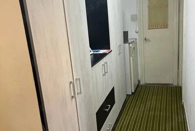 Apartament cu 3 camere semidecomandat în Central - 3
