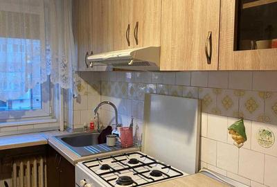 Apartament cu 3 camere decomandat în Nufărul - 6