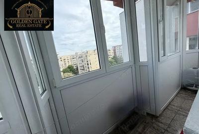 Apartament cu 3 camere decomandat în Panduri