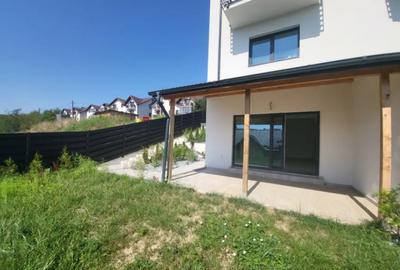 Casă cu 4 camere cu Teren 300 Mp în Hlincea - 10