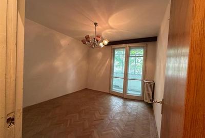 Apartament cu 3 camere semidecomandat în Titan - 2