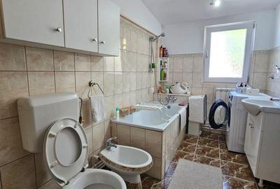 Casă cu 3 camere cu Teren 390 Mp în Central - 3