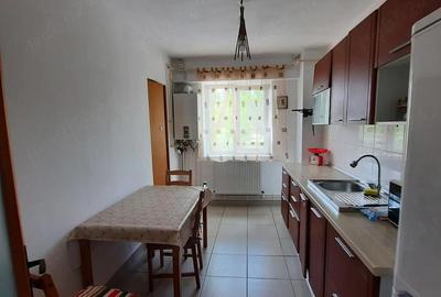 Apartament cu 2 camere decomandat în Spitalului - 3