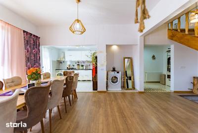 Casă cu 4 camere cu Teren 4160 Mp în Moieciu - 17