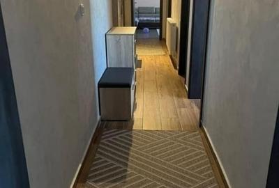 Apartament cu 3 camere decomandat în Păcurari