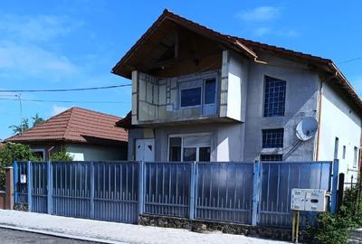 Casă individuală cu 5 camere cu Canalizare în Bălata - 3