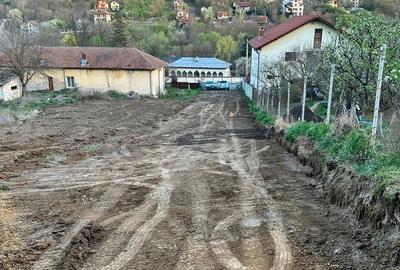 Teren de 1037 mp, în Bucovăț - 1