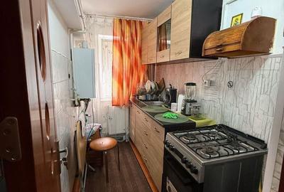 Apartament cu 3 camere în Central - 3