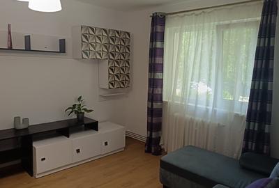 Închiriez apartement 2 cam Neptun 1, proprietar, disponibil din octombrie - 7