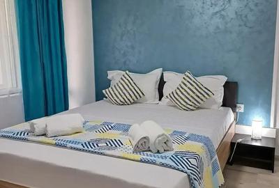 Apartament cu 3 camere decomandat în Central - 2
