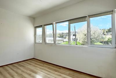 Birou, de 102 mp, în Central - 3