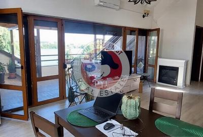 Apartament cu 3 camere semidecomandat în Bucureștii Noi