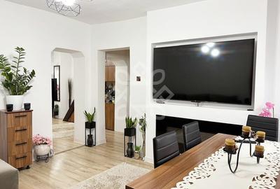 Apartament la curte de vanzare, strada Cardinal Iuliu Hossu Oradea - 2