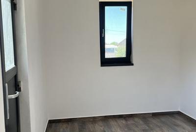 Casă cu 3 camere cu Teren 602 Mp în Gepiu - 10