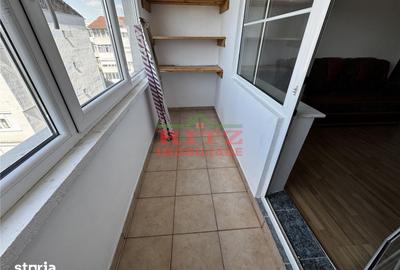 Apartament cu 3 camere decomandat în Tineretului - 8