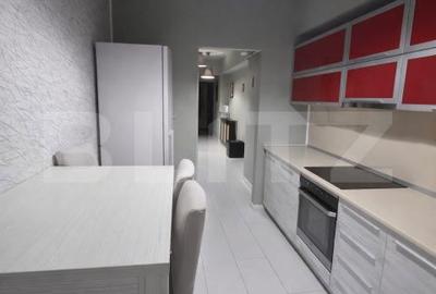 Apartament cu 3 camere decomandat, mobilat în Mărășești