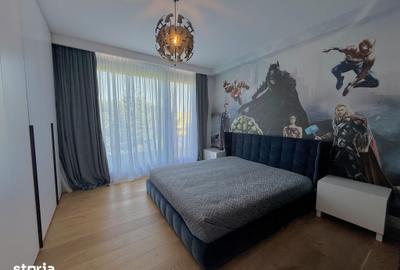 Casă cu 7 camere cu Teren 466 Mp în Central